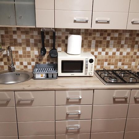 Casa Gina Apartment Арад Екстериор снимка