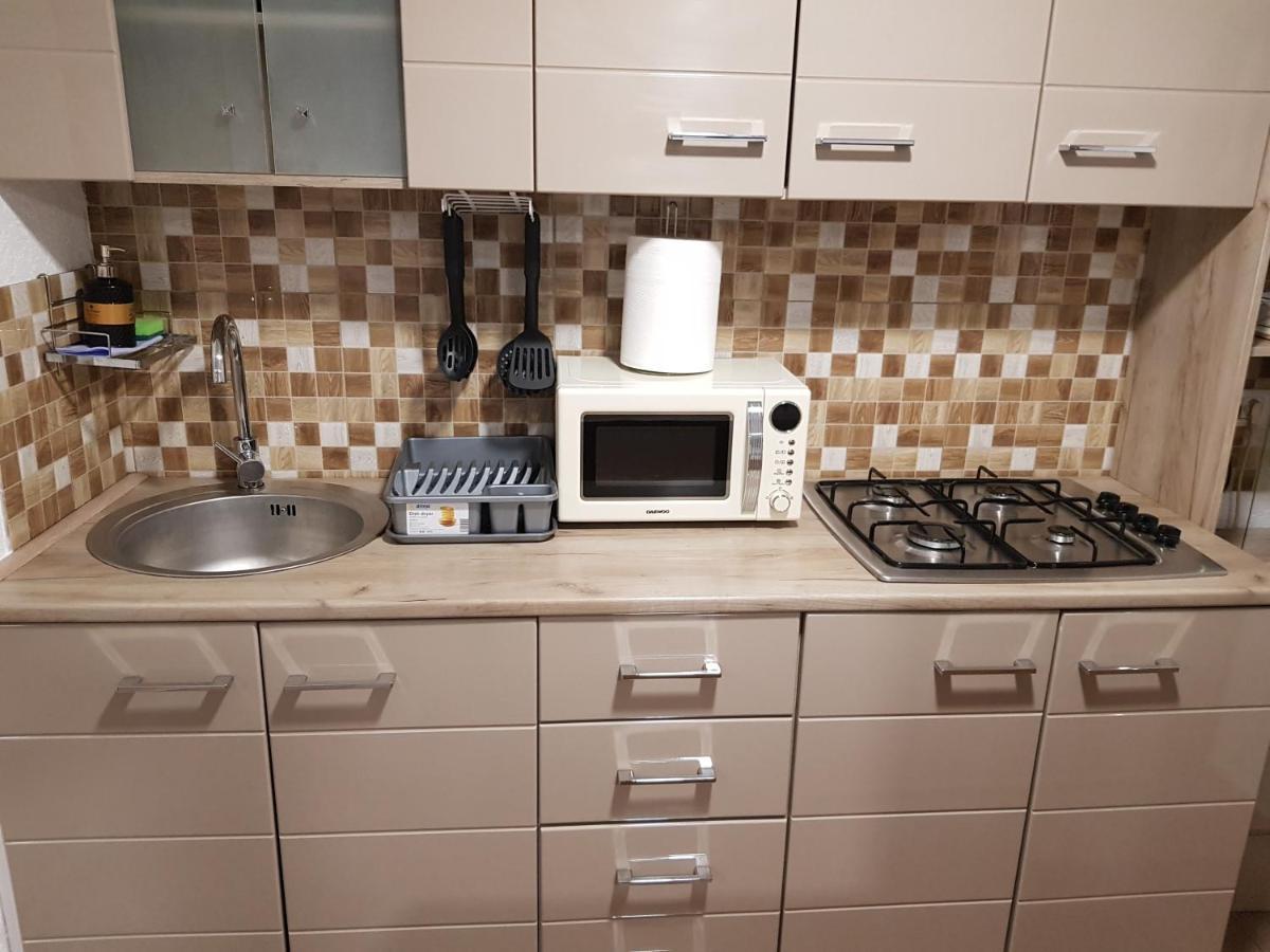 Casa Gina Apartment Арад Екстериор снимка